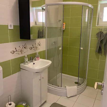 Tropic Apartman