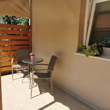 Tropic Apartman